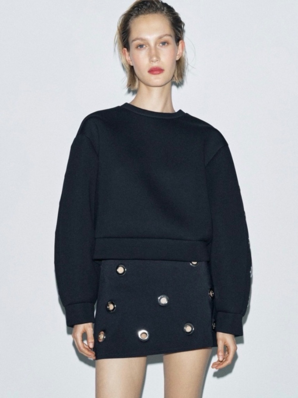 ZARA NWT Woman Scuba Effect Rings Eyelets Black Skirt Size L ref 5584/164 grunge